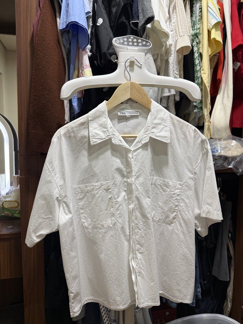 Zara White Short Sleeve Shirt (Category: Blouses) located in San Pedro. Submitted by prelovedbybco (Listing ID 1430241079, Image 2). Description: .