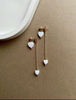 (Category: ) located in . Submitted by style_essentials2023 (Listing ID 1430557208, Image 1). Description: .