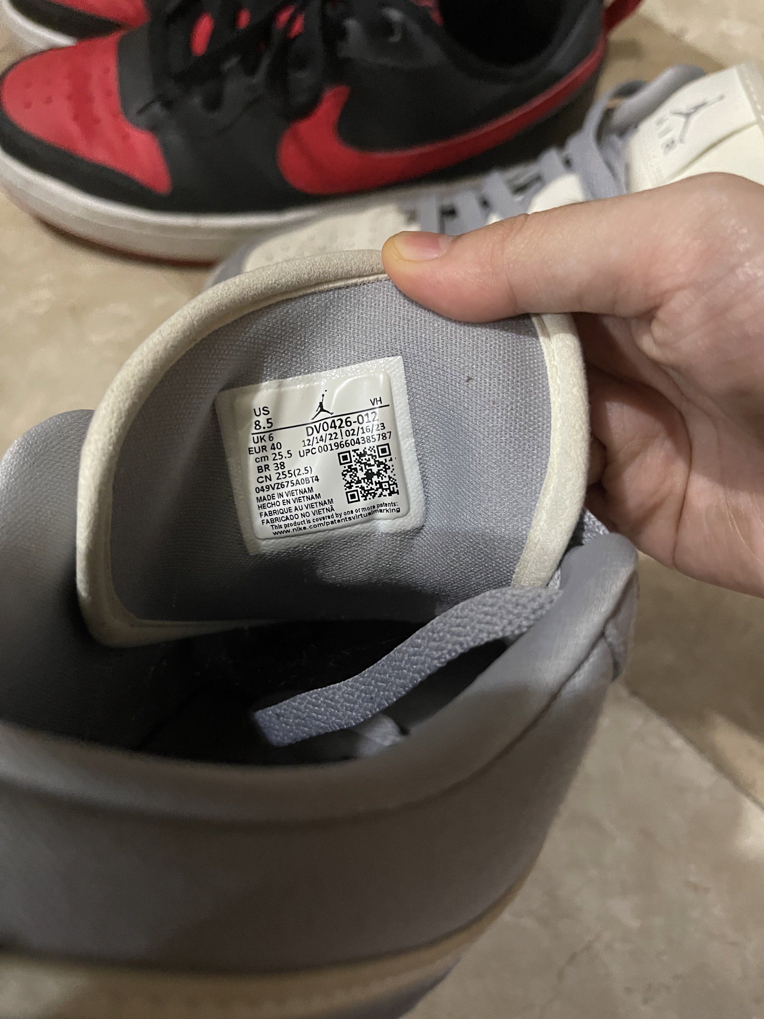 Air Jordan 1 Low Grey (Category: Sneakers) located in Quezon City. Submitted by rish40 (Listing ID 1430435279, Image 2). Description: .