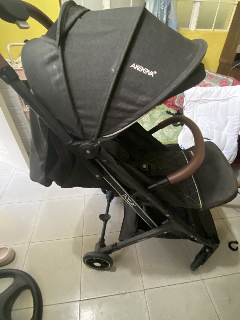 Akeeva Lightweight Travel Stroller (Pollux) (Category: Strollers) located in Makati City. Submitted by maxiebabe (Listing ID 1430509915, Image 3). Description: - Akeeva Pollux Lightweight Travel Stroller - Dark gray color - Lightweight and easy to maneuver - Folds for easy travel - Stylish design Reason for Selling - Outgrown.