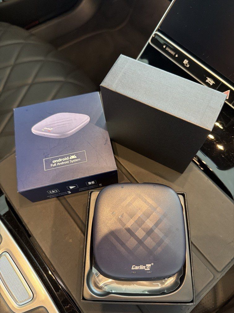 Android box (Category: Media Streamers & Hubs) located in Singapore. Submitted by kpseventy (Listing ID 1430412751, Image 1). Description: Android box lightly used for sale !.