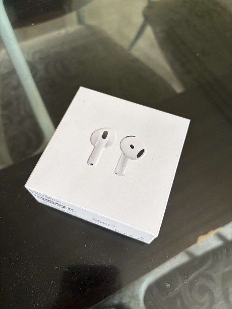 Apple AirPods 4