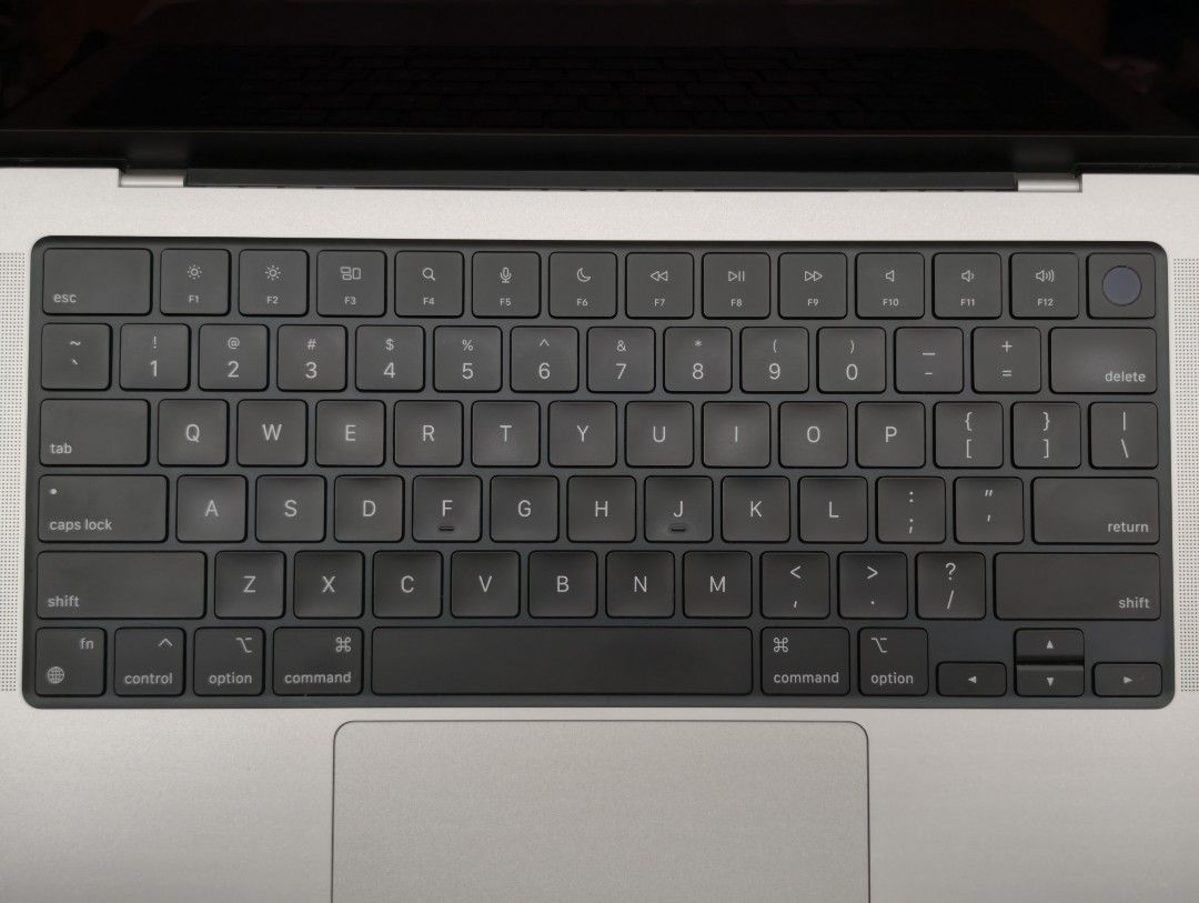 Apple MacBook Pro 14-inch (2021) M1 Pro420584080634685442