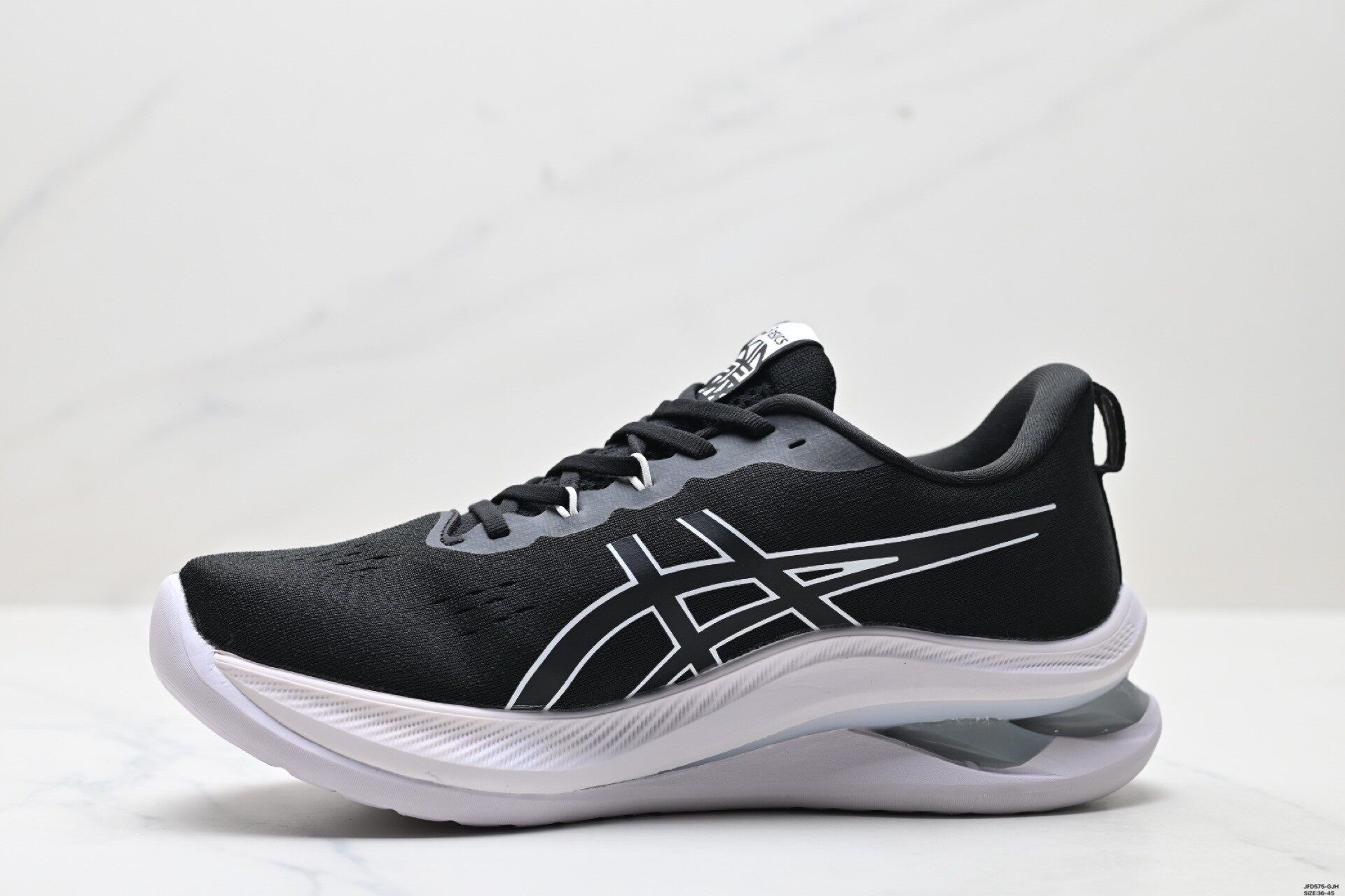 ASICS GEL-KINSEI MAX Men's Cushioned Sports and Casual Shoes (Category: Sneakers) located in Singapore. Submitted by asingaporecity (Listing ID 1430516668, Image 3). Description: .