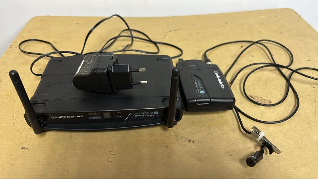 Audio-Technica System 10 Digital Wireless Microphone System
