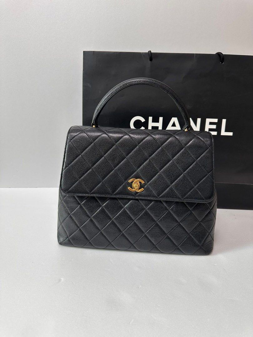 authentic Chanel Kelly classic caviar gold (Category: Luxury Bags & Wallets) located in Quezon City. Submitted by jhaediah (Listing ID 1403357564, Image 1). Description: Kelly classic caviar gold Good condition 💓4/6 Free pabitbit korea - fully paid before paship Pinas .