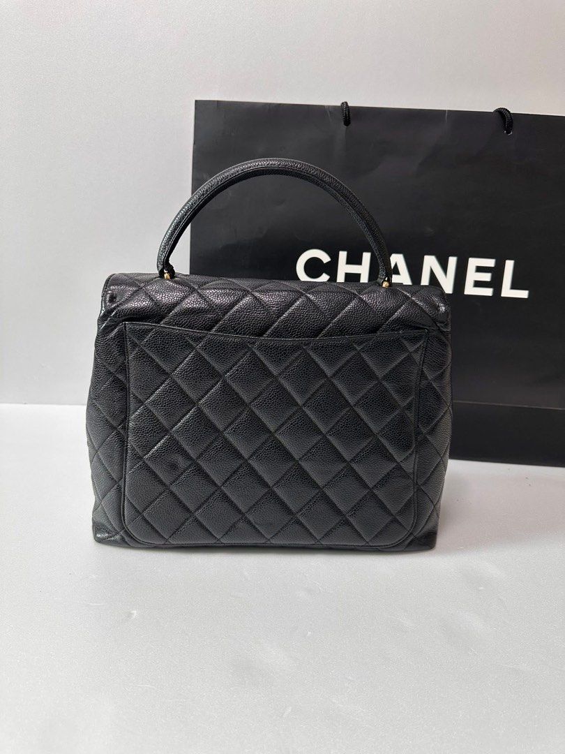 authentic Chanel Kelly classic caviar gold (Category: Luxury Bags & Wallets) located in Quezon City. Submitted by jhaediah (Listing ID 1403357564, Image 2). Description: Kelly classic caviar gold Good condition 💓4/6 Free pabitbit korea - fully paid before paship Pinas .