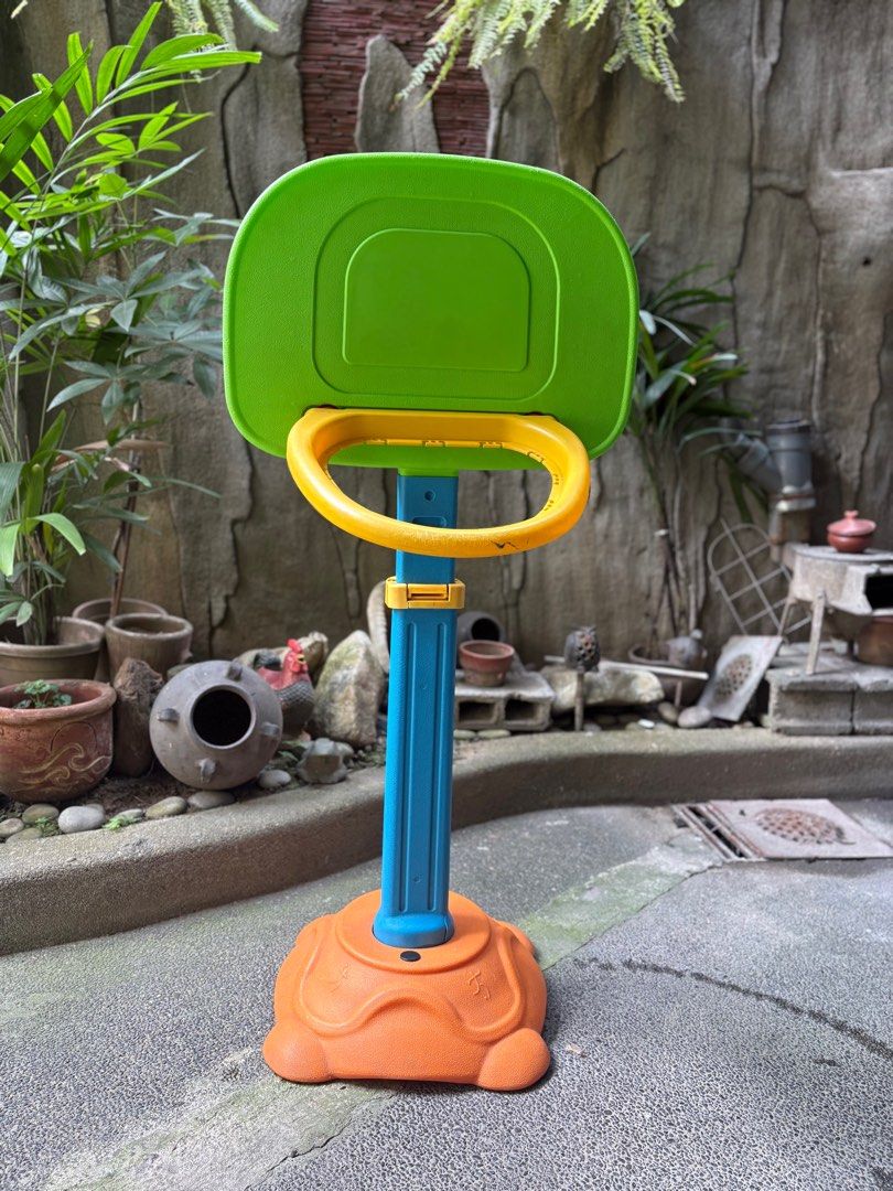 Basketball Hoop Adjustable (Category: Babies & Kids Fashion) located in Pasig City. Submitted by erncm (Listing ID 1430411747, Image 1). Description: Adjustable basketball Hoop Great for toddlers til age 6+ Keep your kids busy outdoors by playing basketball!.
