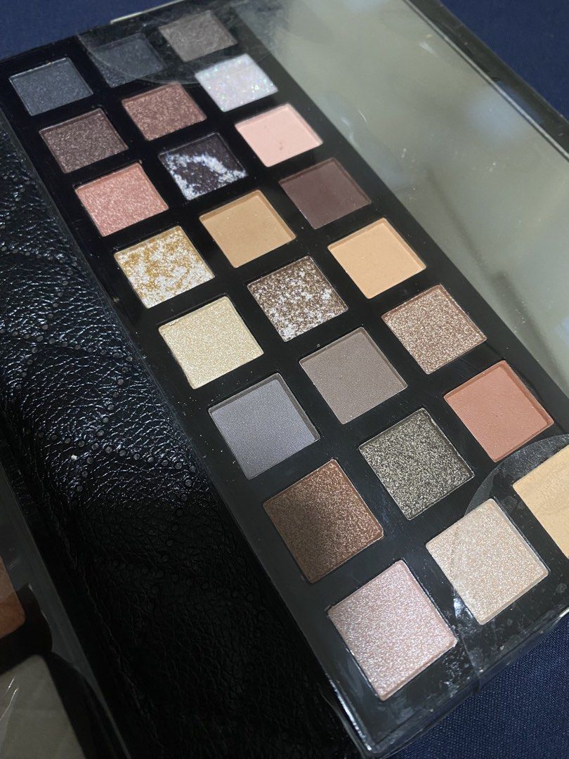 BCBG Generation Soft Glam 36 PC Face & Eye Palette (Category: Makeup) located in Quezon City. Submitted by lizzieloco (Listing ID 1430463143, Image 3). Description: Palette never used Authentic from the US Only missing brushes and eyebrow gel.