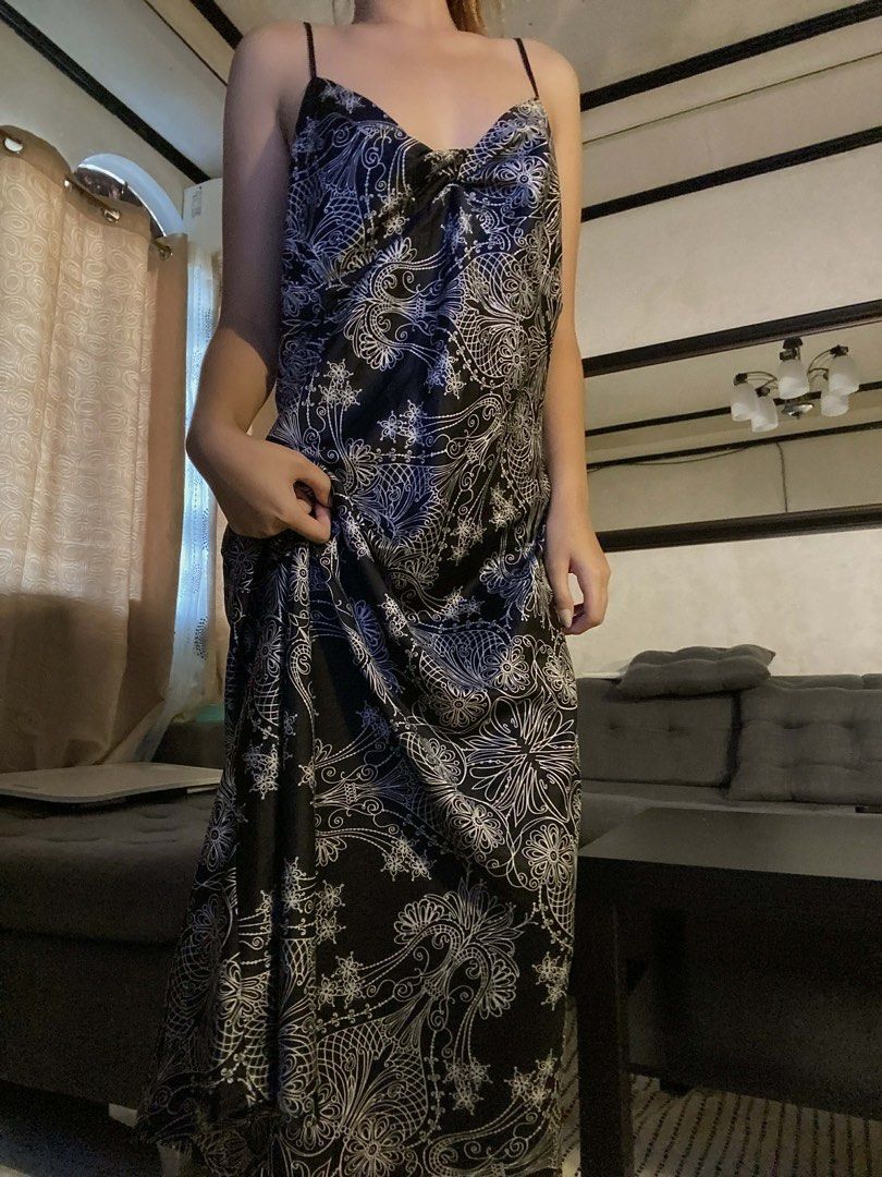 Black Floral Slip Dress (Category: Dresses) located in Las Pinas. Submitted by _potatoee (Listing ID 1430451859, Image 3). Description: Large on tag Payments thru GCASH / BANK TRANSTER Courier J&T.