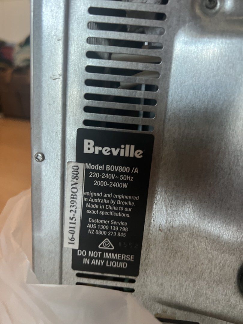 Breville BOV800 Smart Oven (Category: Ovens & Toasters) located in Makati City. Submitted by mikodeej (Listing ID 1430465049, Image 3). Description: Breville Smart Oven Bov800.