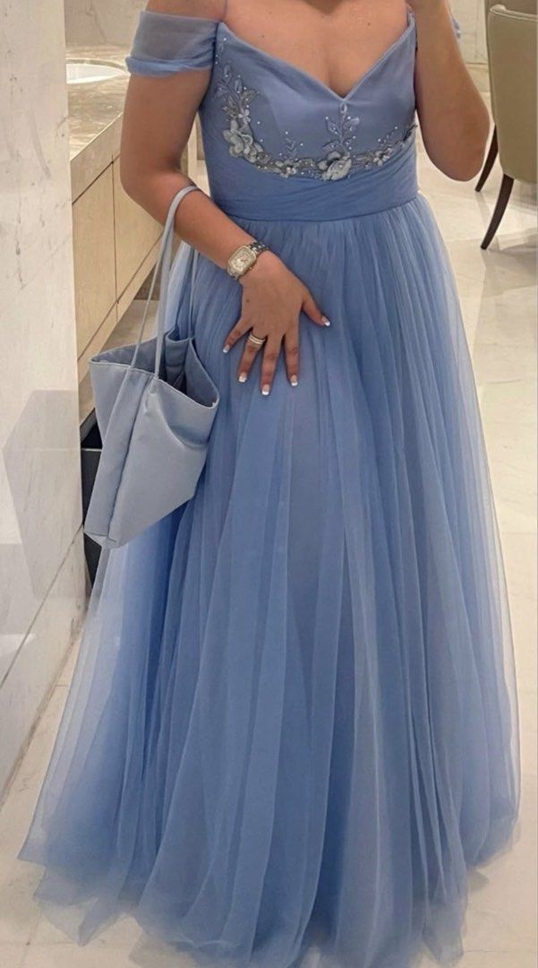 Bridal Boutique Off-Shoulder Gown (Category: Evening dresses & gowns) located in Del Monte. Submitted by allydap (Listing ID 1430553655, Image 1). Description: .