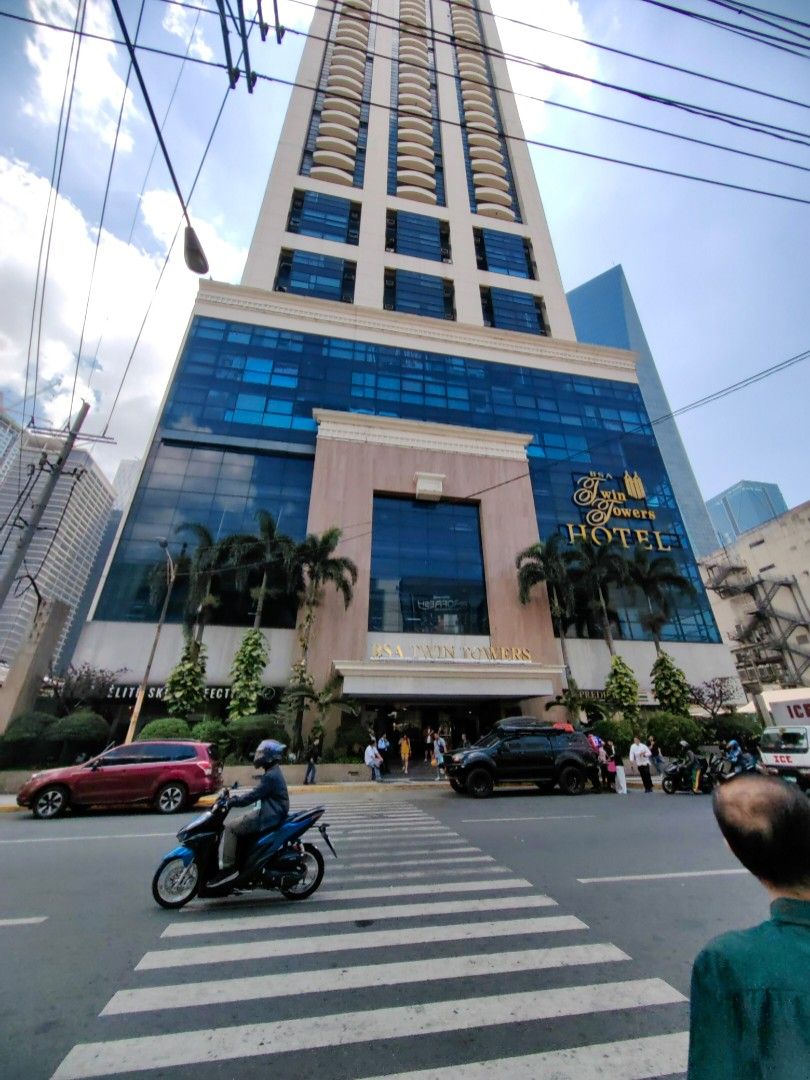 BSA Twin Towers Ortigas Installment (Category: Apartments & Condos) located in Makati City. Submitted by ryan.macaraeg (Listing ID 1430517561, Image 1). Description: BSA Tower B Facing South Morning Sun Good Fung Shui High floor above 30th floor Unobstructed view of San Miguel Corporate Office, Ortigas CBD Skyline One bedroom Unit Semi furnished Floor area: 42 Sqm 1 Podium Parking slot near elevator In front of SM Mega Mall Hypermarket entrance F