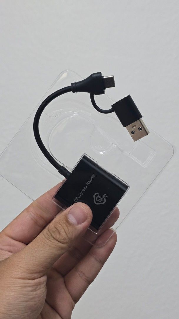 CF express Tybe B Reader (Category: Other Photography Accessories) located in Petaling Jaya. Submitted by alvinlai99 (Listing ID 1430506513, Image 2). Description: COD ONLY. Brand new.