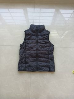 (Category: ) located in . Submitted by clothings.all.to.go (Listing ID 1430477630, Image 1). Description: .