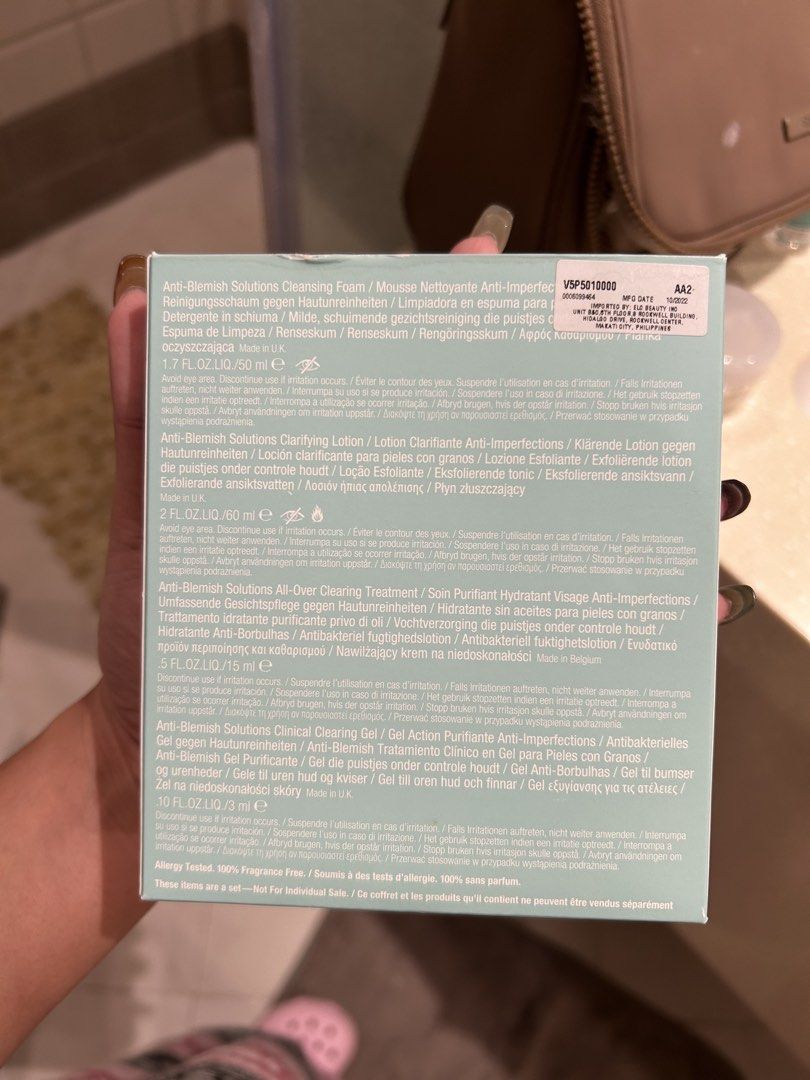 Clinique Anti-Blemish Solutions 3-Step Set (Category: Face Care) located in Quezon City. Submitted by szalovergirl (Listing ID 1430574428, Image 3). Description: .