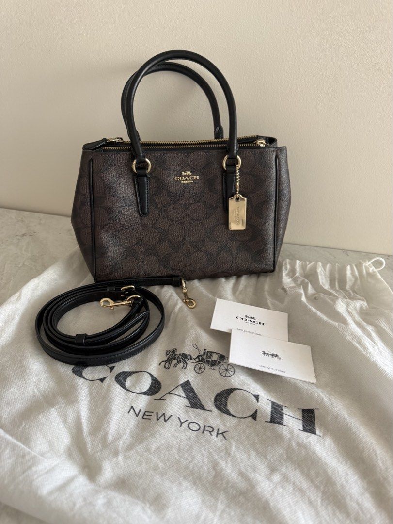 Coach Mini Bennett Satchel (Category: Luxury Bags & Wallets) located in Quezon City. Submitted by cbake (Listing ID 1430444667, Image 1). Description: .