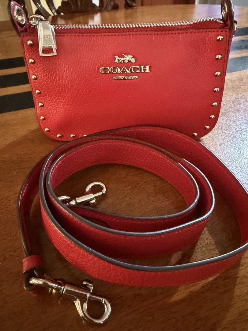Coach Nolita 19 (Category: Luxury Bags & Wallets) located in Caloocan City. Submitted by wwwfesu (Listing ID 1430433477, Image 2). Description: 💯 𝐎𝐑𝐈𝐆𝐈𝐍𝐀𝐋 Coach Nolita 19 in red Can be used as clutch or sling/ crossbody bag Kasya po promax .