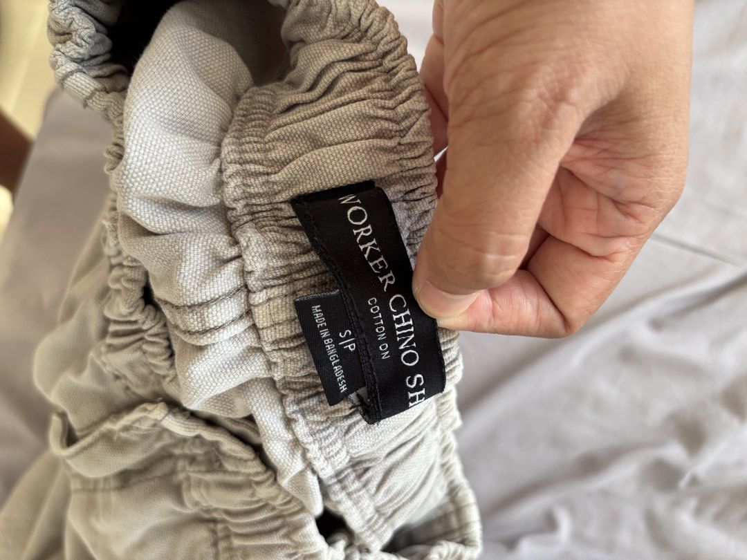 Cotton On Worker Chino shorts (Category: Shorts) located in Quezon City. Submitted by nanananuggets (Listing ID 1430416717, Image 3). Description: Garter waist See pics for manual measurement.
