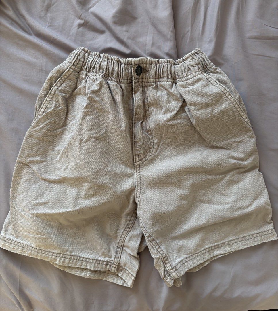 Cotton On Worker Chino shorts (Category: Shorts) located in Quezon City. Submitted by nanananuggets (Listing ID 1430416717, Image 1). Description: Garter waist See pics for manual measurement.