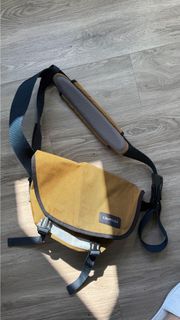 (Category: ) located in . Submitted by thrifthome (Listing ID 1430485824, Image 1). Description: .