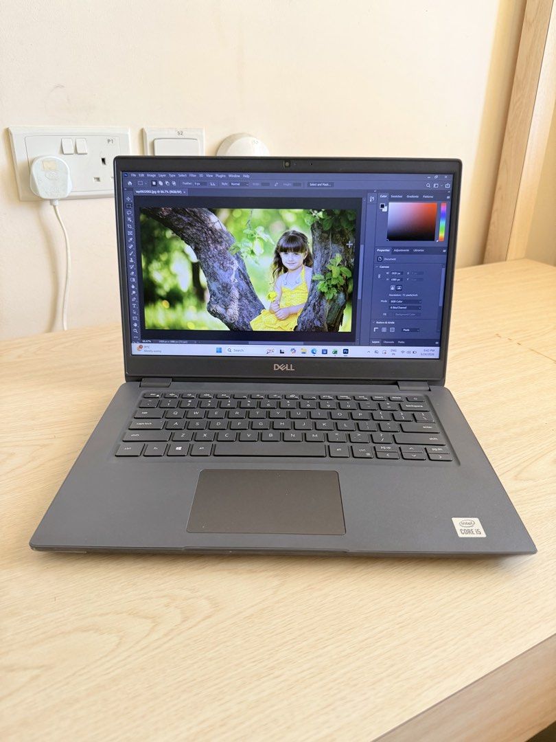 Dell Laptop - Intel i5 Processor(free bag/Dell)420570410286458880