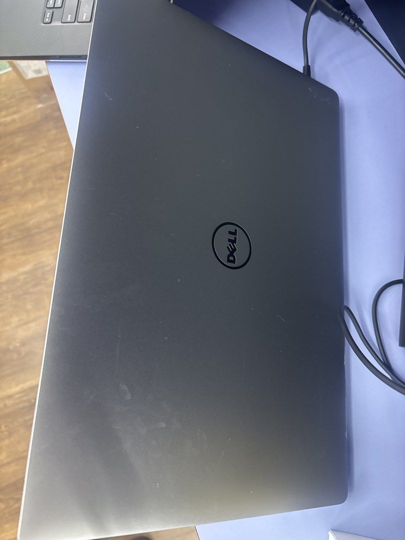 Dell XPS 15 9560 Laptop420593693350973441