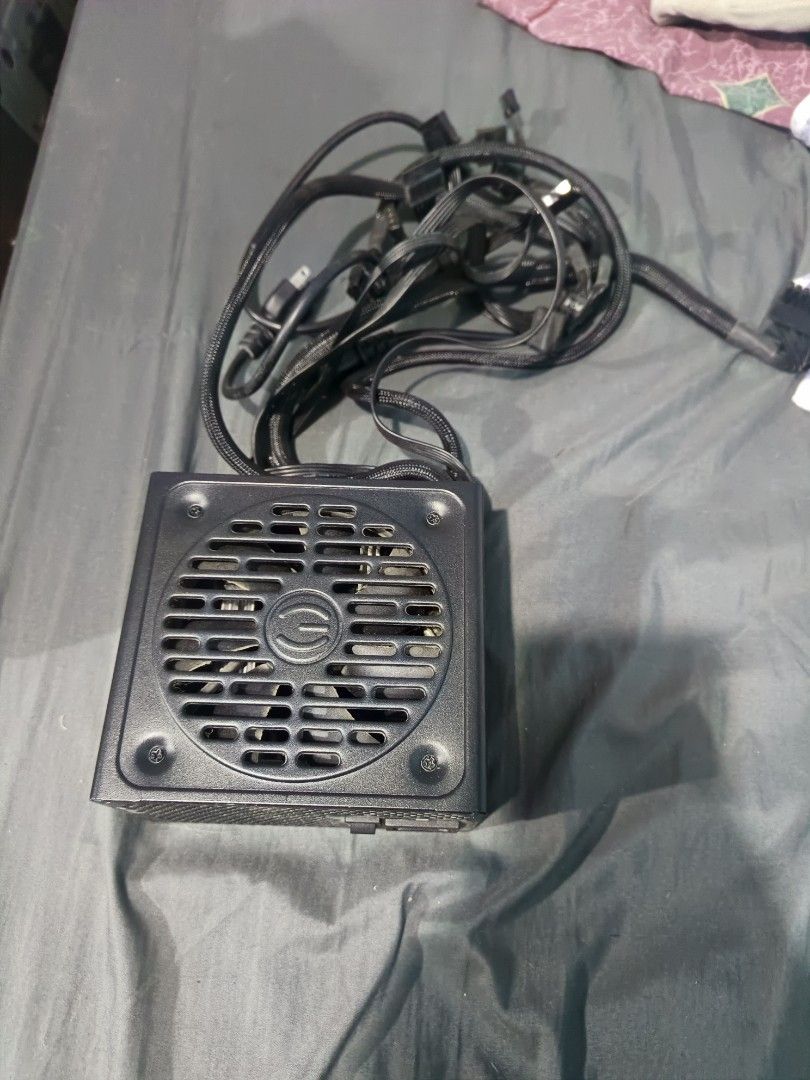 EVGA 500 BV 500W Bronze Power Supply (Category: Computer Parts) located in Manila. Submitted by chrisgayoma (Listing ID 1430589505, Image 2). Description: EVGA 500W PSU Bought from orange app 2020 RFS: upgraded price negotiable .