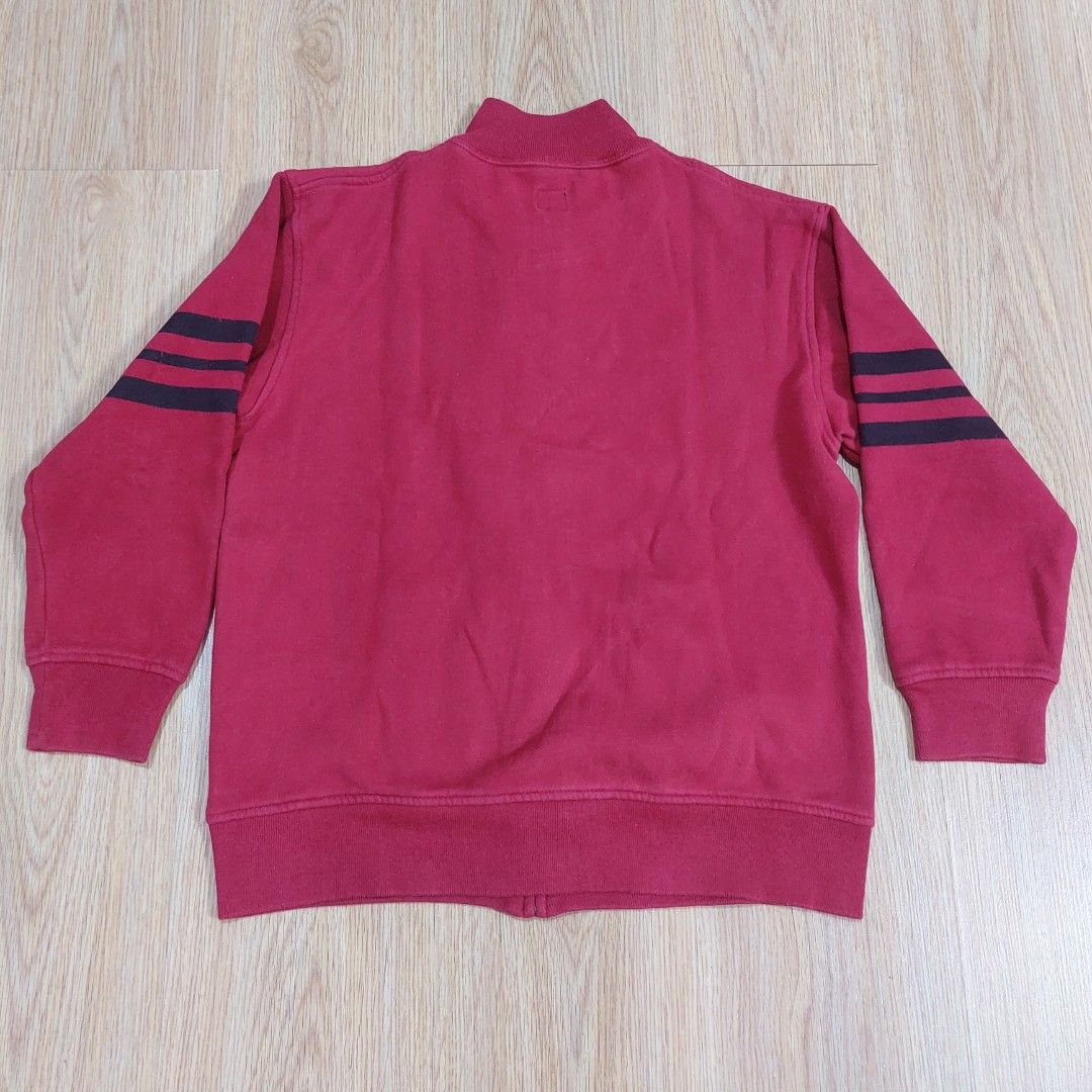Gap Kids Red Zip Up Bomber Jacket (Category: Coats, Jackets and Outerwear) located in Paranaque City. Submitted by jerassic (Listing ID 1430524013, Image 2). Description: Gap Kids Red Bomber Jacket P350 Size S Dimensions L - 25 in W - 20 in Location: BF Homes Parañaque Meetups: BF Parañaque, Alabang, or Las Piñas :) Shipping available via your courier of choice at your expense and risk. LBC COP/COD is available as well. Payment via GCash, Maya, G
