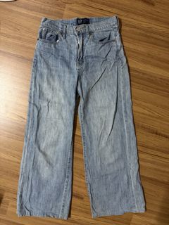 (Category: ) located in . Submitted by stolenwardrobe (Listing ID 1430498098, Image 1). Description: .