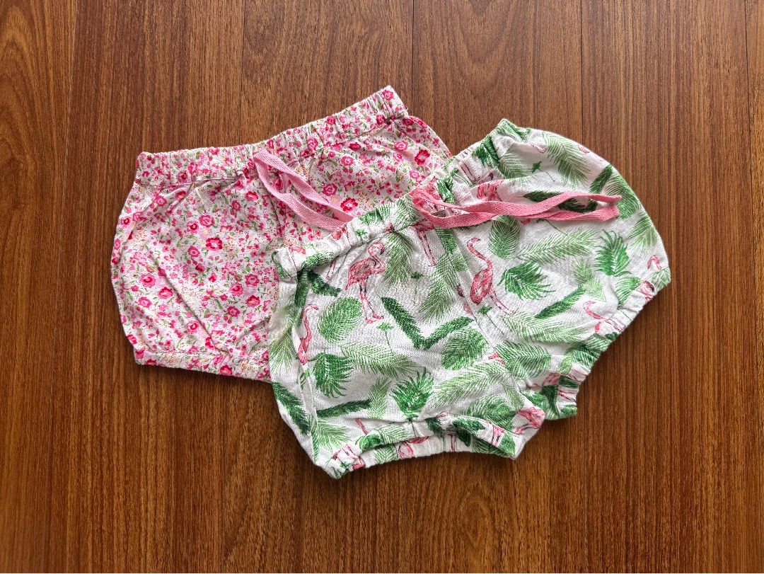 Gingersnaps Baby Shorts (12-24M) (Category: Babies & Kids Fashion) located in Quezon City. Submitted by iamml87 (Listing ID 1430492172, Image 1). Description: Like New Condition Size: 12-24M RFS: Decluttering MOP: Gcash Shipping c/o buyer Location: Quezon City.