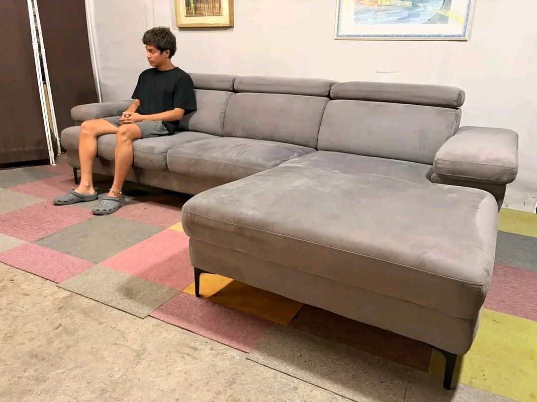 Gray Sectional Sofa with Ottoman (Category: Sofas) located in Manila. Submitted by eloizavill76462 (Listing ID 1430479174, Image 3). Description: BIG!!! Modern Gray Velvety L-type Sofa ALMOST BRANDNEW!!! ANLAKI!!! ANGGANDA!!! RECLINING HEADRESTS & ARMRESTS!!! NO ISSUES!!! NO ISSUES!!! NO ISSUES!!! SUPER SOFT & COMFY!!! PREMIUM FEELS!!! 115L x 69W x 18H seat height inches Sandalan height upto 40 inches In VERY good condition .