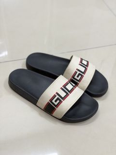(Category: ) located in . Submitted by 74solestreet (Listing ID 1430461383, Image 1). Description: .