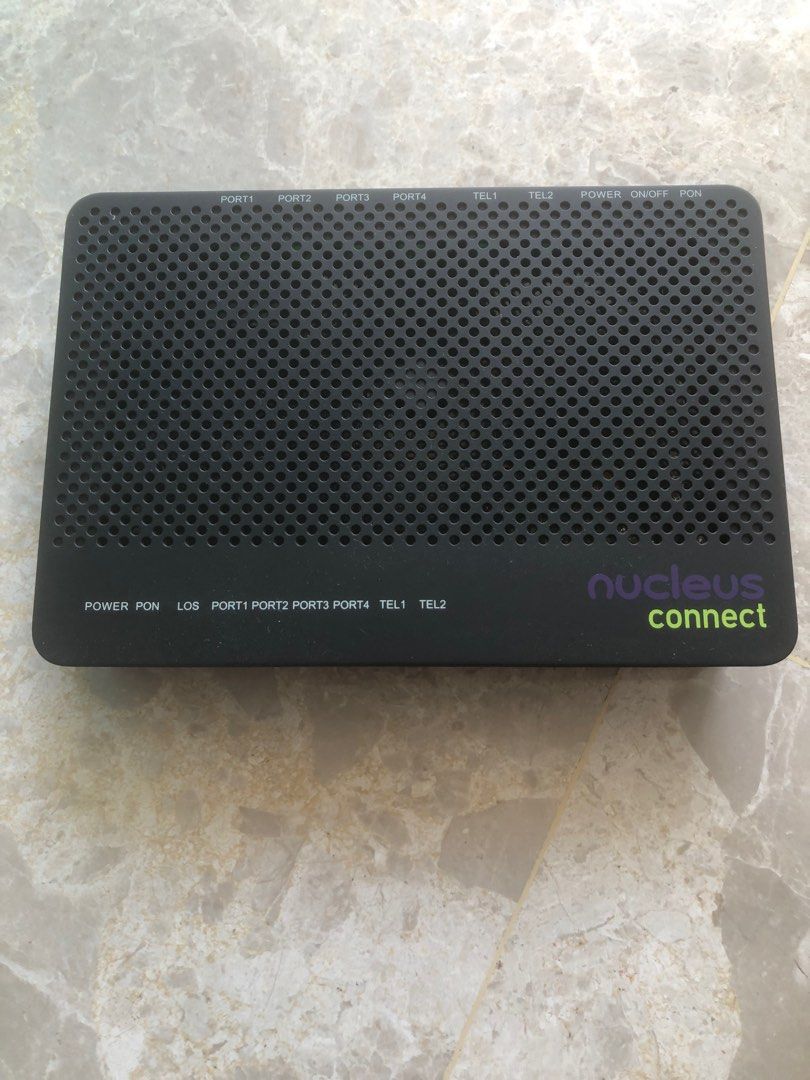Huawei HG8240H5 GPON Router, Computers & Tech, Parts & Accessories ...