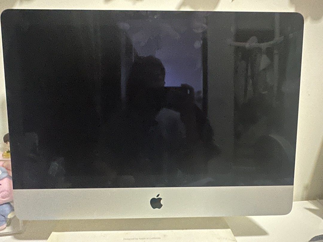 iMac desktop top version 21.5 inch