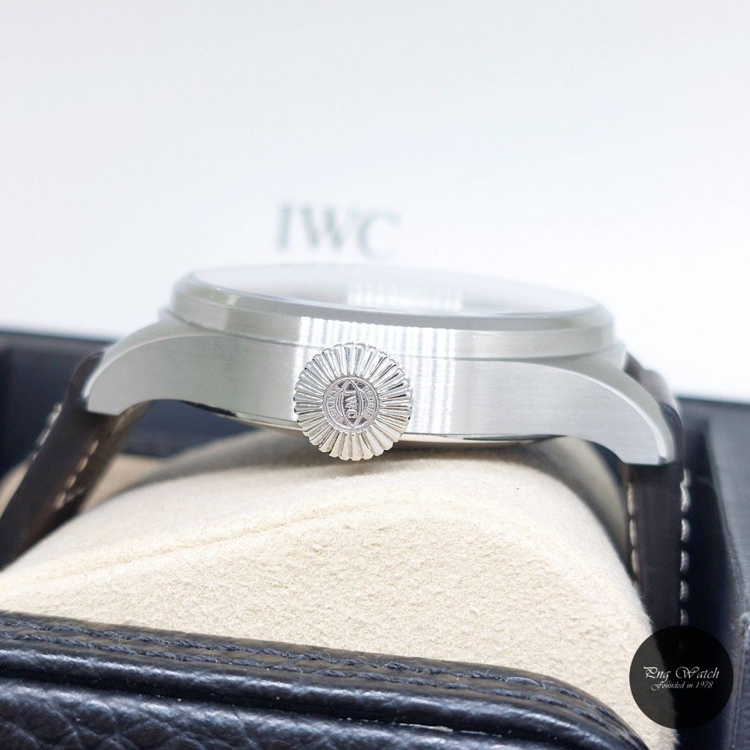 IWC 43mm Black Dial Big Pilot REF: IW329301 (Full Set-2021) (Category: Watches) located in Singapore. Submitted by pngwatchdealer (Listing ID 1430549054, Image 3). Description: [SPECIFICATIONS] **Watch comes in full option (Box, Manual & Cert)** **Retail price: SGD$12800** **Under IWC international warranty till 4th Oct 2029** Brand: IWC Model: Big Pilot 43 REF: IW329301 IW3293-01 (10/21)(O) Movement: Automatic (Self-Winding) Functions and Featur