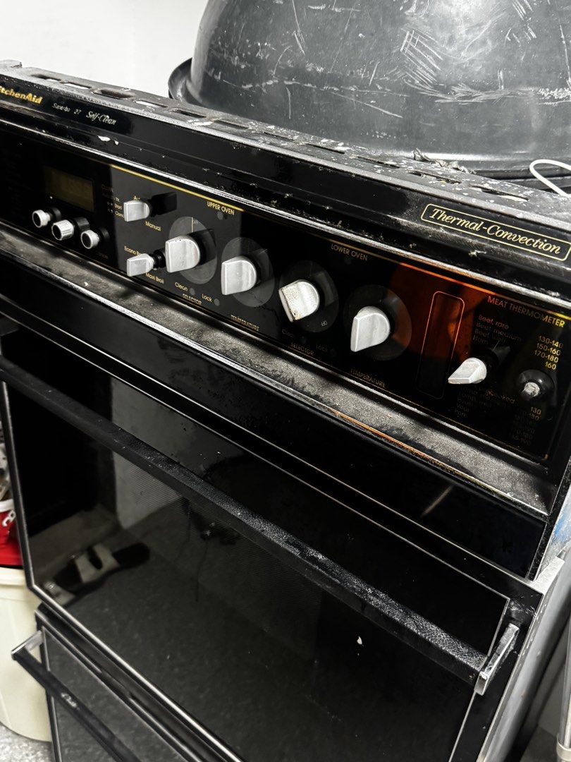 KitchenAid Superba Self-Clean Thermal-Convection Oven (Category: Ovens & Toasters) located in Muntinlupa City. Submitted by patfollosco (Listing ID 1430528901, Image 2). Description: Hindi na po nagagamit Need funds.