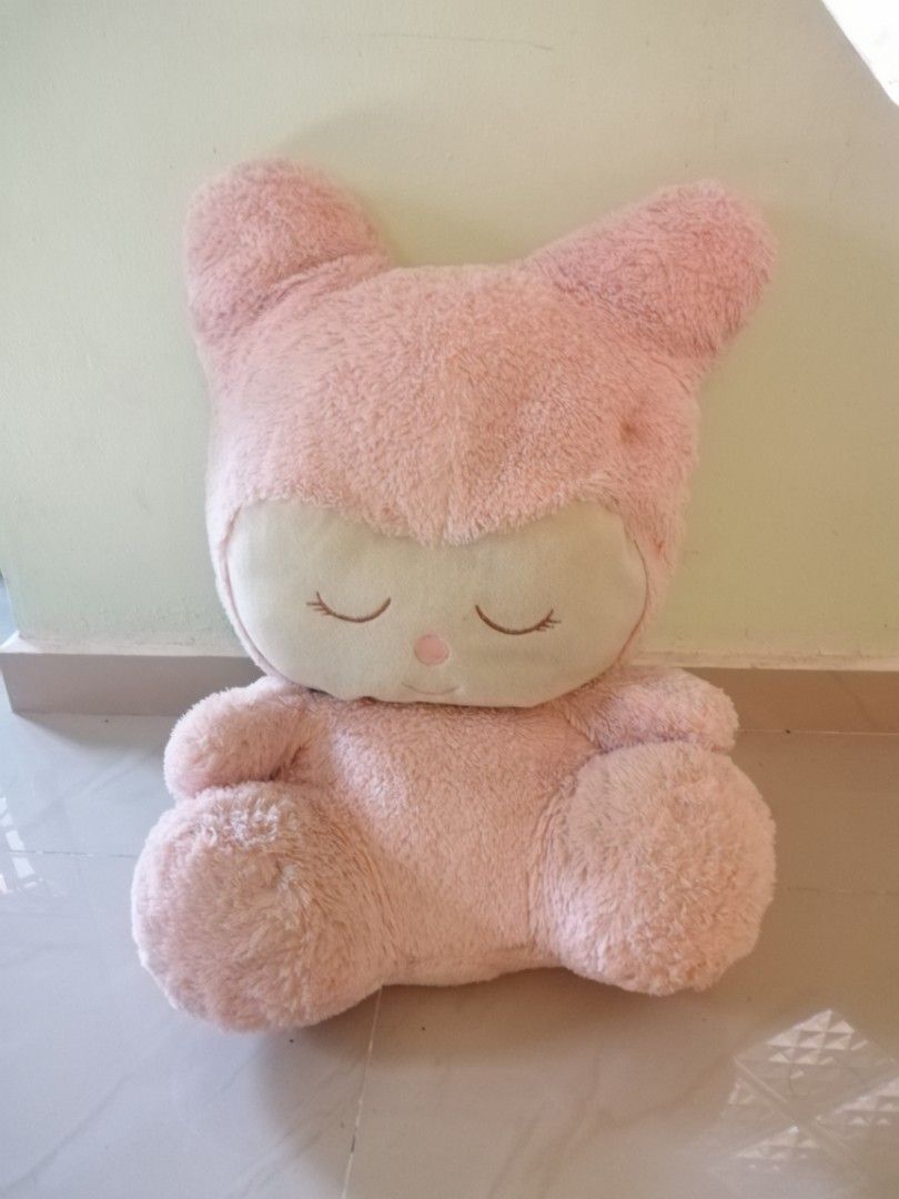 Large Cute Figurine Soft Toy (Category: Toys & Games) located in Petaling Jaya. Submitted by peterpkl (Listing ID 1430415498, Image 1). Description: Large Cute Figurine Soft Toy. Looks alike Hello Kitty. Preloved. Very nice sleeping companion. Pls chat for more info. Tks. COD in Petaling Jaya, or arrange for own delivery..