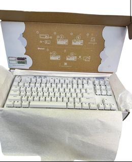 (Category: ) located in . Submitted by sgfindgoods (Listing ID 1430596296, Image 1). Description: .