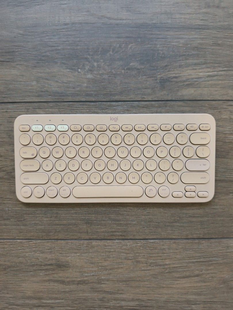 Logitech K380 Wireless Keyboard - Rose439549894276556800