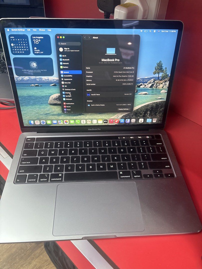 MacBook Pro 13" 2020 - Intel Core i5 - 16GB RAM420596109164554240