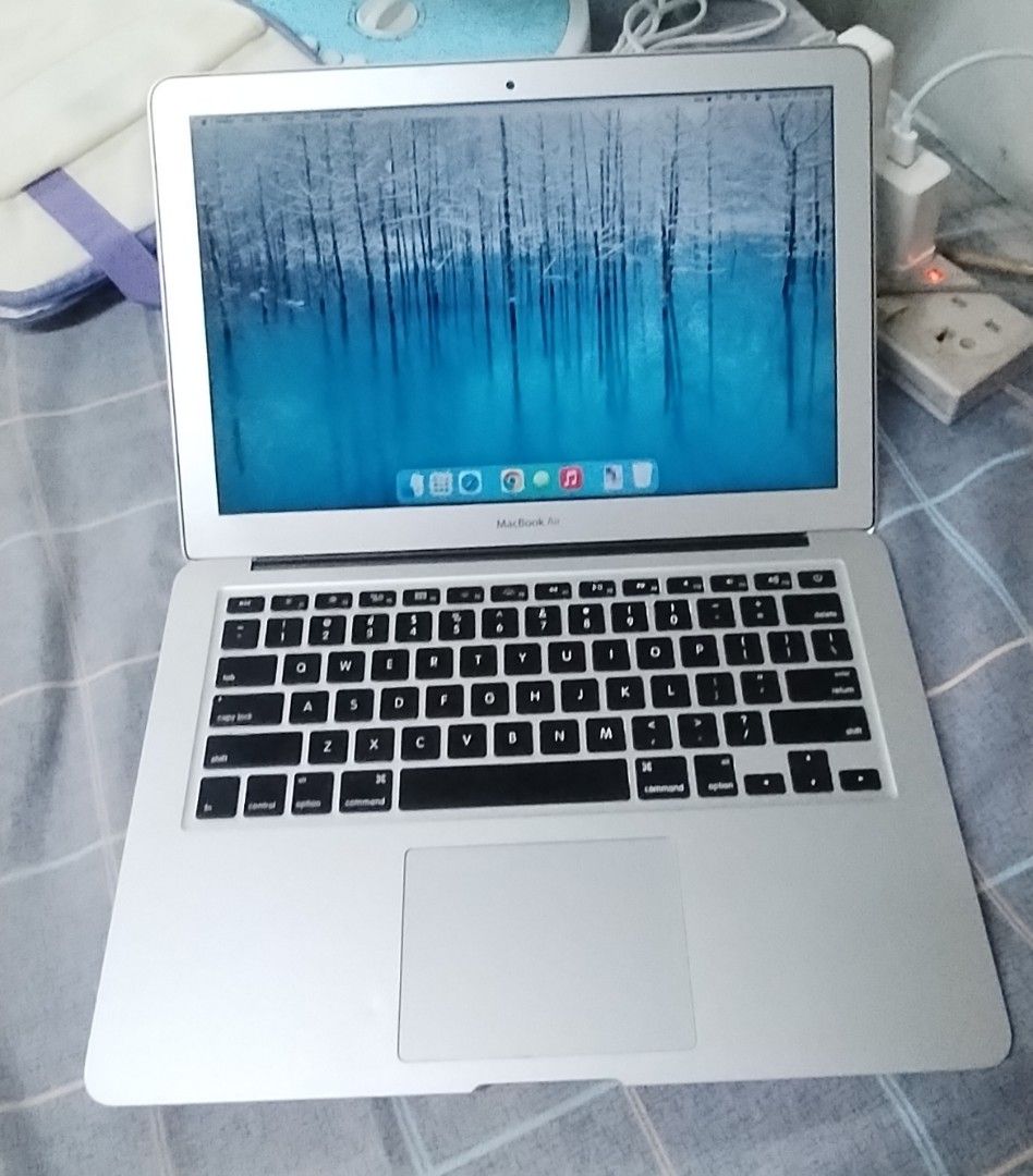 Mackbook air 13420584886098339841
