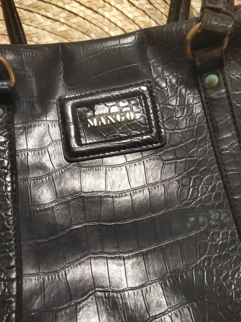 Mango Black Crocodile-Embossed Handbag (Category: Luxury Bags & Wallets) located in Alaminos. Submitted by adornaura (Listing ID 1430594604, Image 2). Description: I bought this bag in Malaysia 2014 no visible scratches on handle, bottom it's just that sira lang ang zipper..