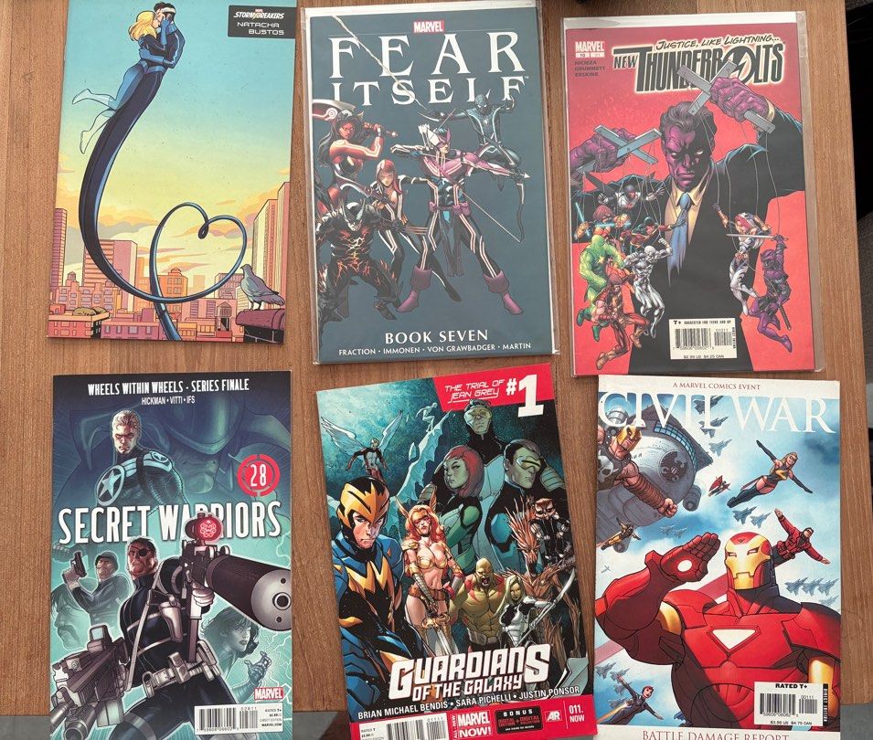 Marvel & DC Comics - Assorted Issues (Category: Comics & Manga) located in Singapore. Submitted by lim.zhengxun (Listing ID 1430516184, Image 1). Description: $5 each for all the books except the FCBD $1.50 each.