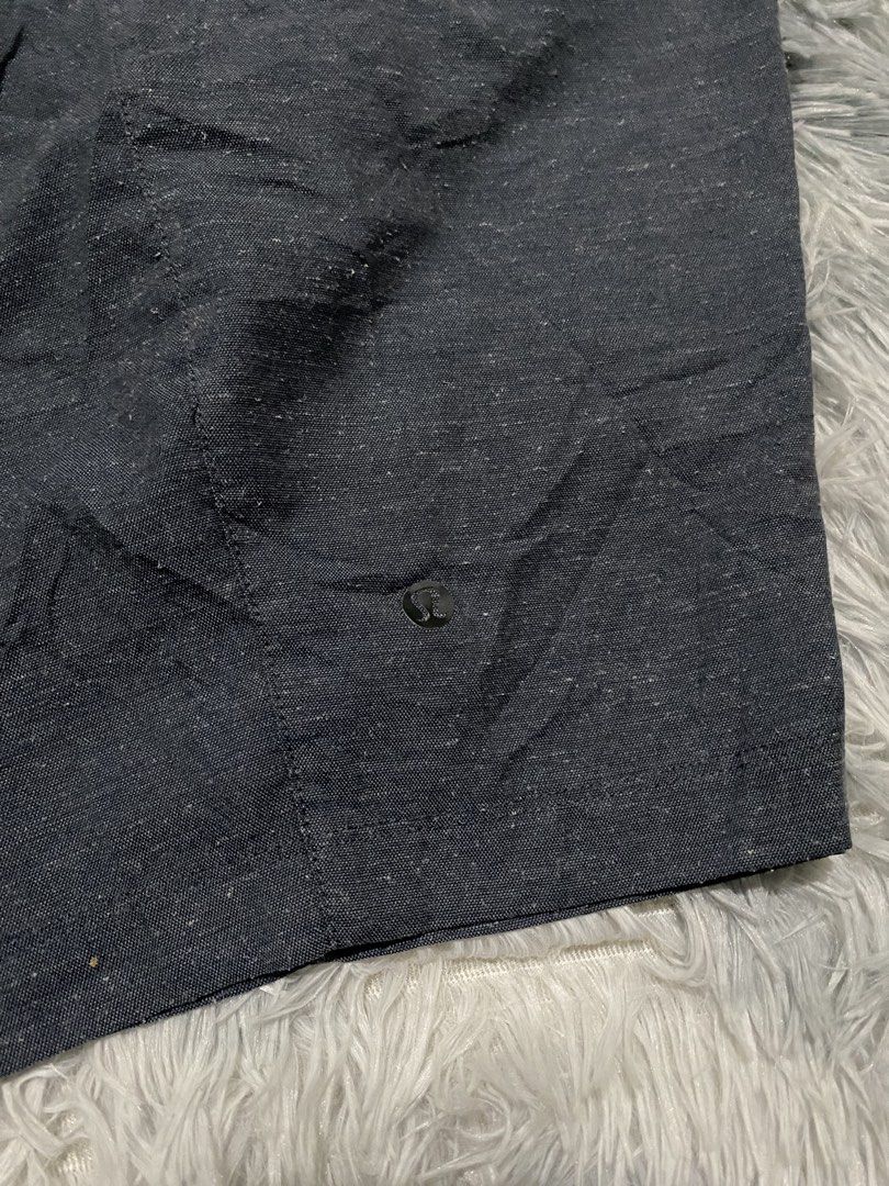 Men's Lululemon Walk Shorts (Category: Shorts) located in Carmen. Submitted by yawbuangaka (Listing ID 1430528660, Image 3). Description: Men's Lululemon Walk Shorts Heather Blue Waistline - 30 Length - 19 In very good condition Need wash.