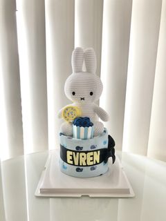 (Category: ) located in . Submitted by tiny.t.diapercakes (Listing ID 1430454935, Image 1). Description: .