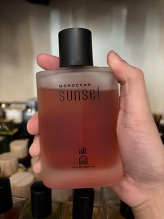 (Category: ) located in . Submitted by fragrancevanity519 (Listing ID 1430483701, Image 1). Description: .