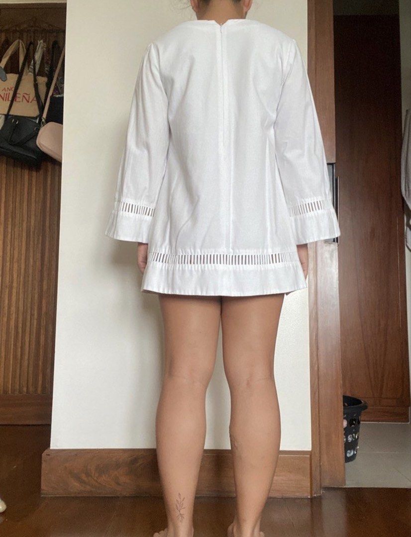 Owa Sylvia White Tunic Dress (Category: Dresses) located in Quezon City. Submitted by clothesandclutter (Listing ID 1430520989, Image 3). Description: Bought for 2950 Barely used.