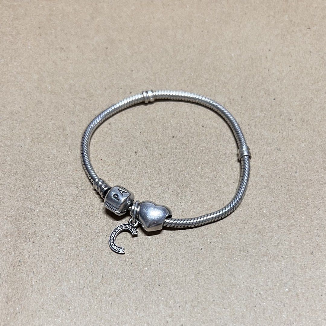 Pandora Charm Bracelet with Charms (Category: Bracelets) located in Cebu City. Submitted by cgdeclutters (Listing ID 1430469266, Image 3). Description: AUTHENTIC rfs: not being used. nakatago lang please message me for price Price starts at ₱1,000 Available Charms: Globe Clip Plane Camera Ellie The Elephant Suitcase Seashell Love Pasta Dangle Sparkling Palm Tree Dangle Lighthouse Dangle (red enamel) SOLD Alphabet Charm ‘C’ Passport Charm Dangle B