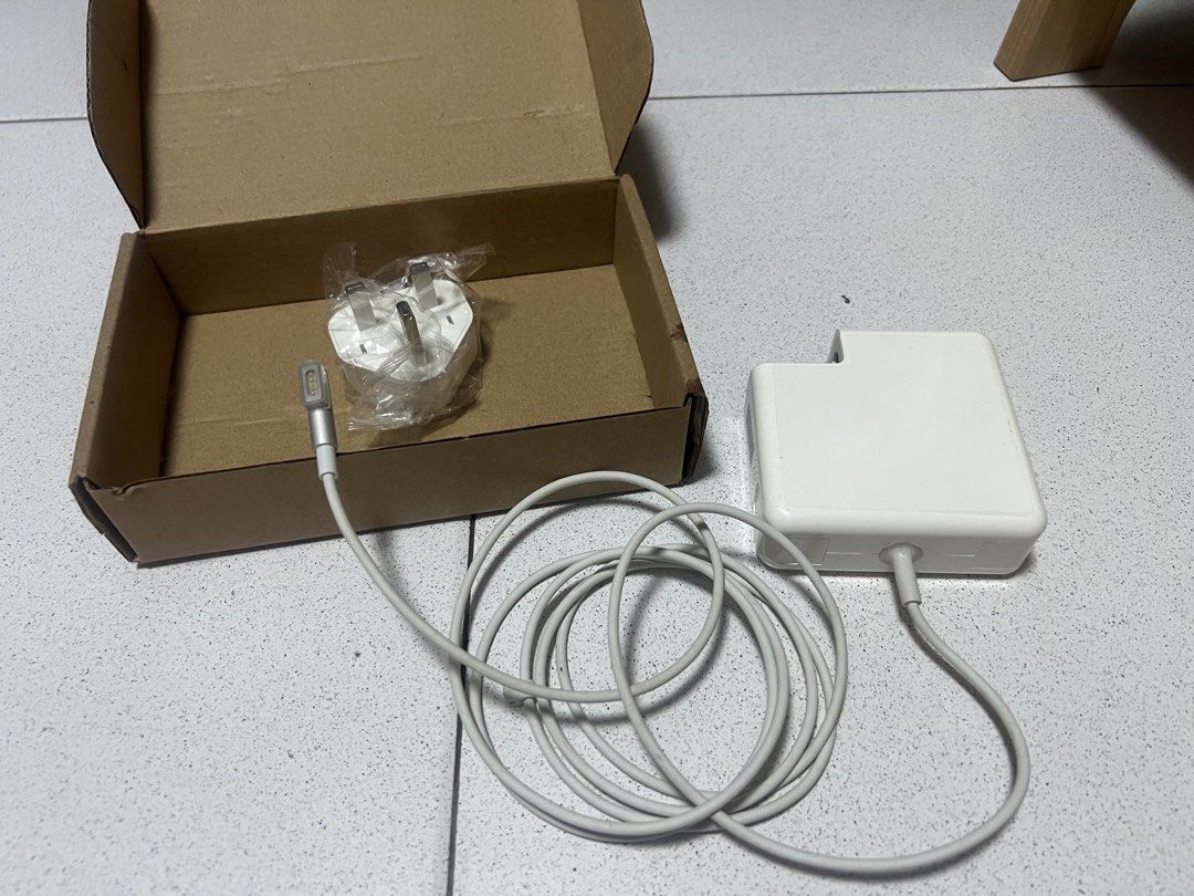 Replacement AC Adapter for MacBook447686444068392960